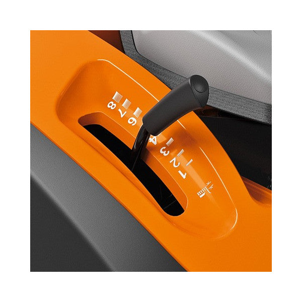 Tracteur de pelouse STIHL RT 5 / RT 6 – Largeur de coupe 95 cm